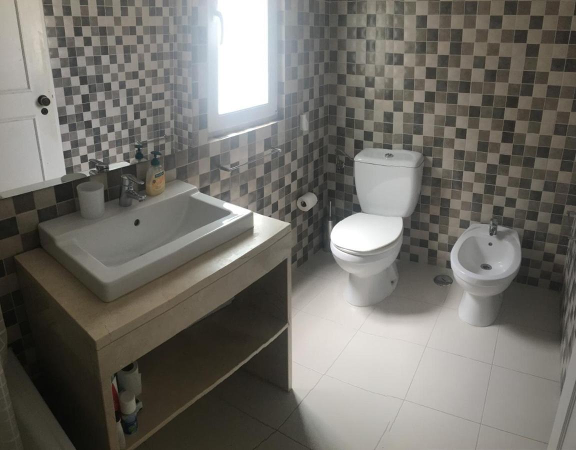 3 Bedroom Town House - Historic Centre Of Cascais. 100 Mts From The Beach And Centre Of Кашкайш Екстериор снимка