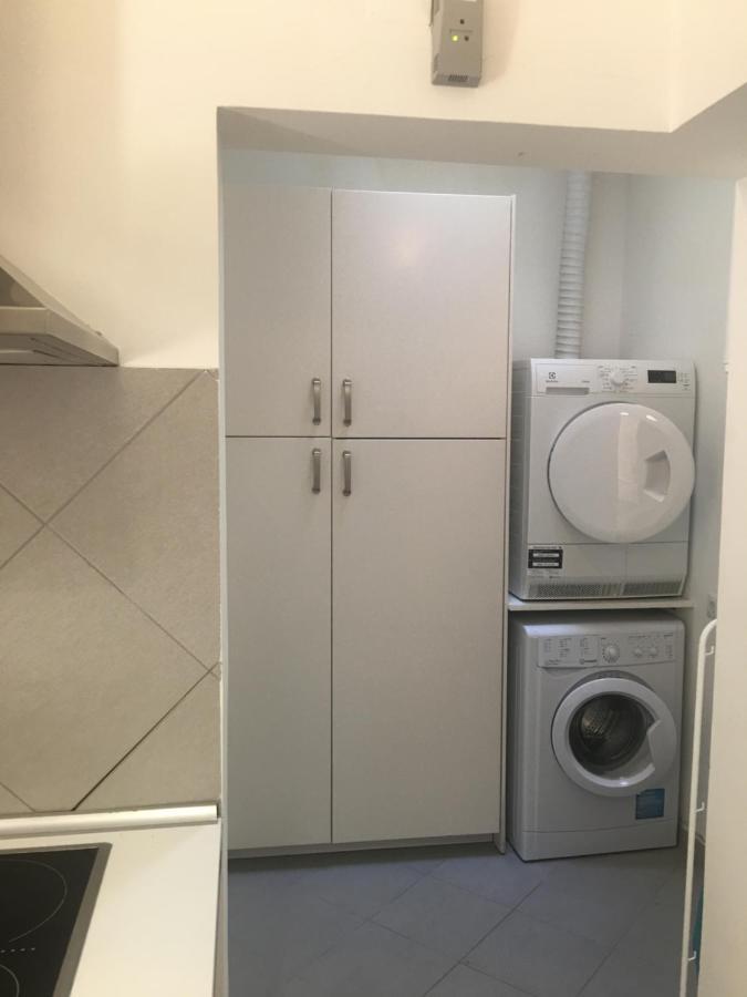 3 Bedroom Town House - Historic Centre Of Cascais. 100 Mts From The Beach And Centre Of Кашкайш Екстериор снимка